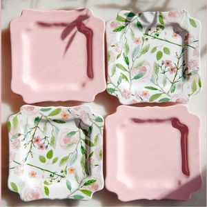 4 Sweet Laurel Floral Dessert Plates